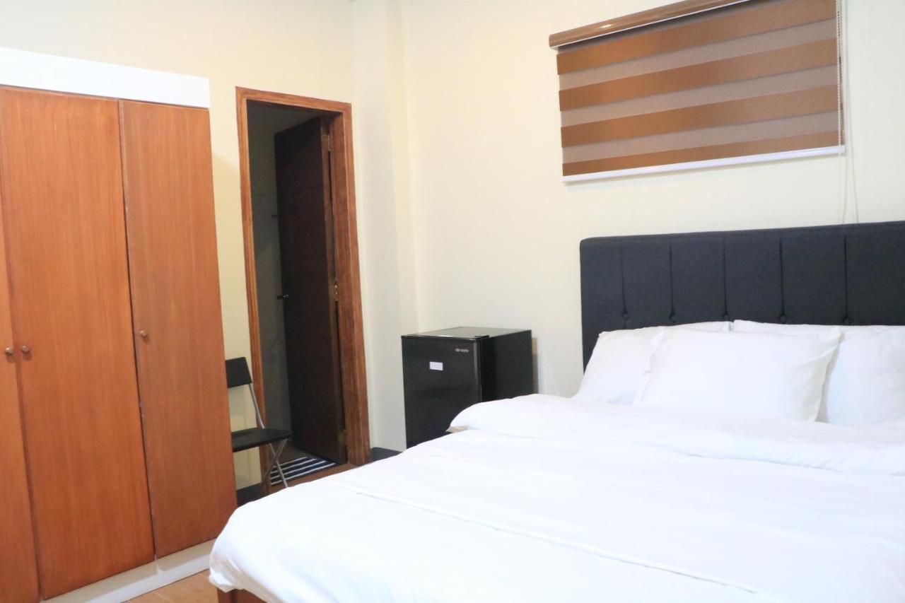 Anicia Guesthouse Rooms Paranaque City Exterior foto